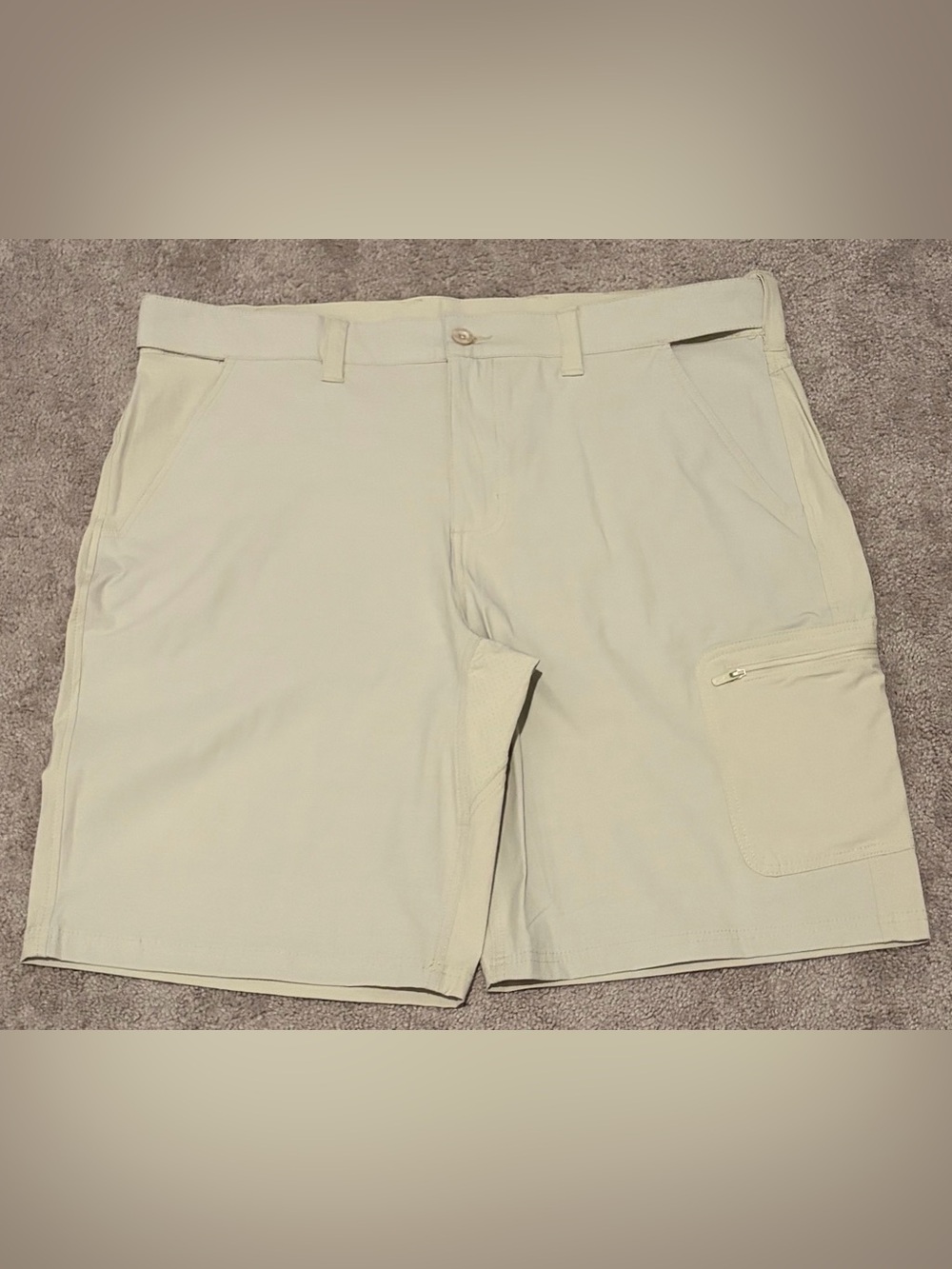 HUK NXTLVL Shorts Men’s Light Khaki Outdoors Fishing Performance Size XL (42x11)